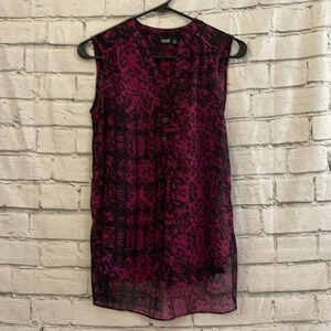 a.n.a pink/black sleeveless blouse XS